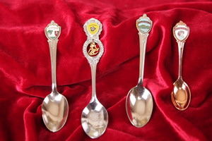 4 빈티지 기념 스픈 (뉴 햄셜, 칼로라도,벌만트,만테나) 4 Vintage Souviner Spoons (New Hamphsire, Colorado, Vermont &amp; Montana)