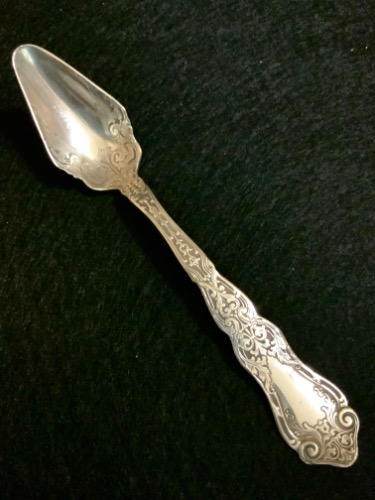 앵커 로져스 은 도금 &quot;Alhambra&quot; 페턴 감귤 스픈-있는 그대로- Anchor Rogers Silver Plate &quot;Alhambra&quot; Pattern Citrus Spoon circa 1907 - AS IS