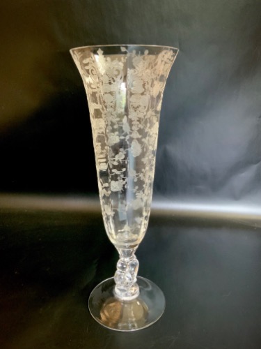 엘러겐 글래스 케임브리지 &quot;로즈 포인트&quot; 트럼펫 베이스 Elegant Glass Cambridge &quot;Rose Point&quot; Trumpet Vase 1934-1958