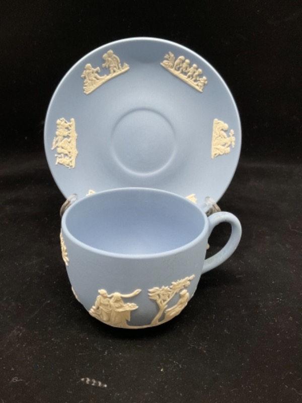 웨지우드 제스퍼웨어 컵 &amp; 소서-컵 내부 무광- Wedgwood Jasperware Cup &amp; Saucer circa 1970. (Unglased inside cup)
