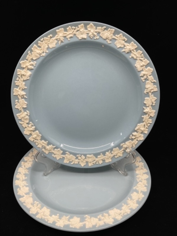 웨지우드 퀸즈웨어 아이보리 온 라벤더 런치 플레이트 Wedgwood Queensware Ivory on Lavender Lunch Plate circa 1970