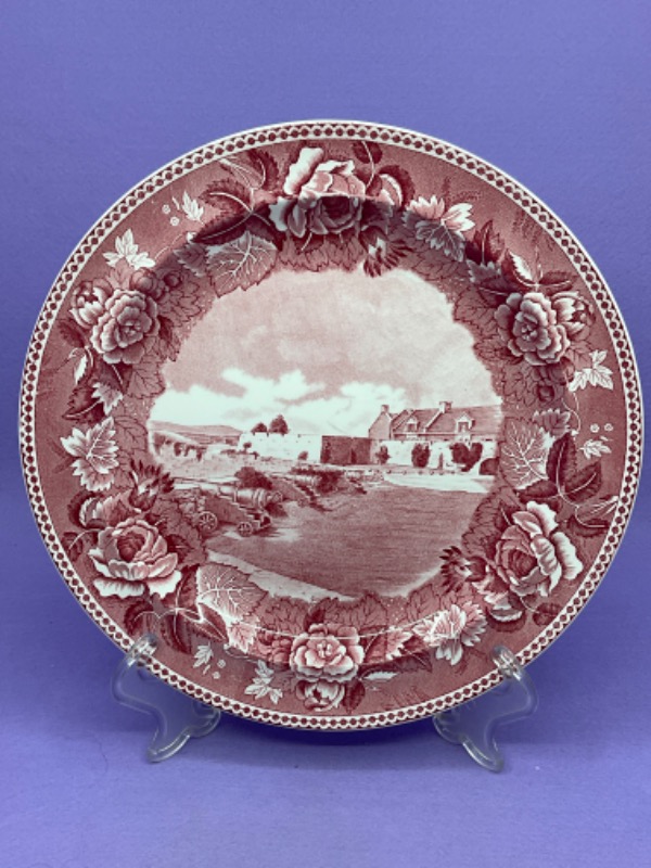 웨지우드 레드 &amp; 화이트 트렌스퍼웨어 (전사) 플레이트 Wedgwood Red &amp; White Transferware Plate circa 1930