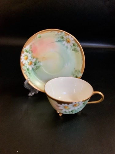 Guerin 리모지 핸드페인트 발달린 컵&amp;소서 Guerin  Limoges Hand Painted Footed Cup &amp; Saucer circa 1900